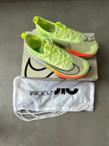 Käytetty Nike Air Zoom Alphafly Next% bike — kuva 1 / 8