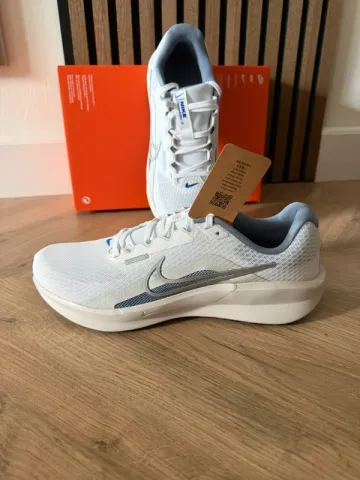 Tweedehands Nike hardloopschoenen bike — afbeelding 1 van 6