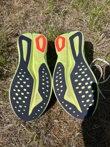 Tweedehands Hoka Mach 7 bike — afbeelding 2 van 4