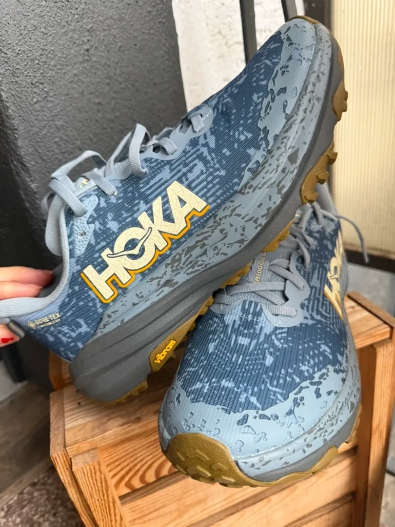 Tweedehands Hoka Speedgoat 6 GTX bike — afbeelding 3 van 5