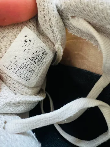 Used New Balance Fresh Foam More V4 bike — image 10 of 10
