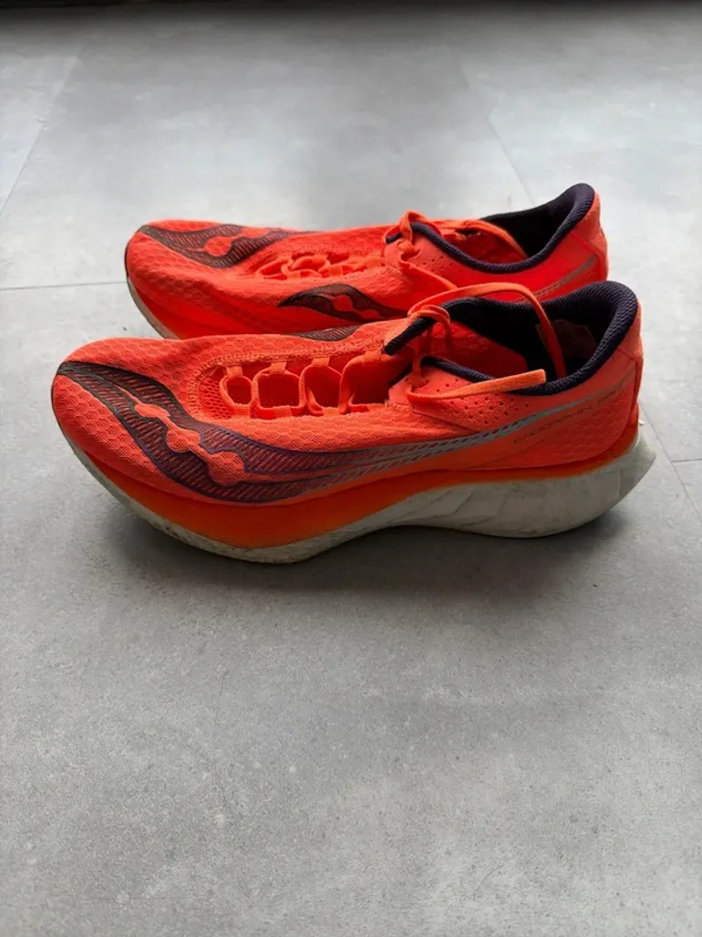 Used Saucony Endorphin Pro 4 bike — image 2 of 5