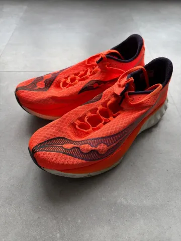 Used Saucony Endorphin Pro 4 bike — image 1 of 5