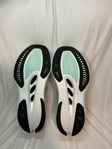 Used Saucony Endorphin Pro 5 bike — image 4 of 4