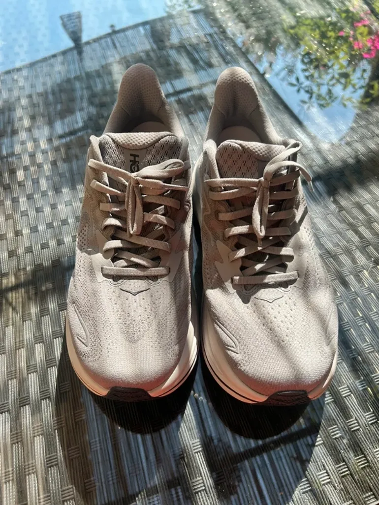 Used Hoka Clifton 10 bike — image 3 of 7