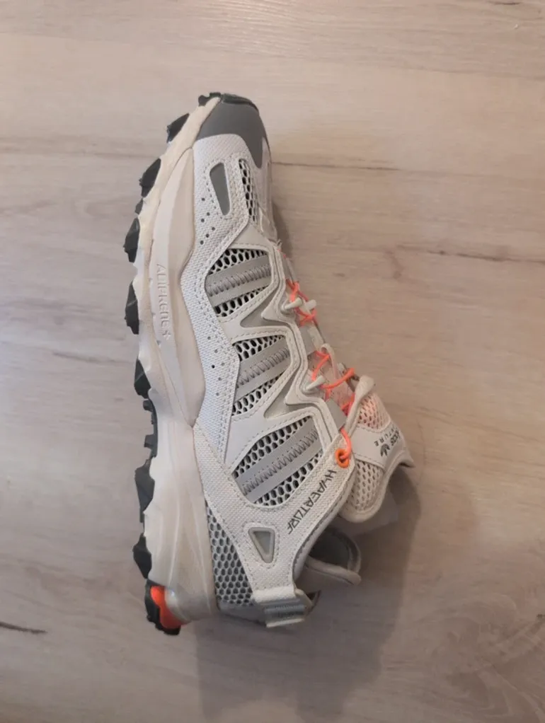 Used Adidas Adventure Hyperturf bike — image 4 of 5