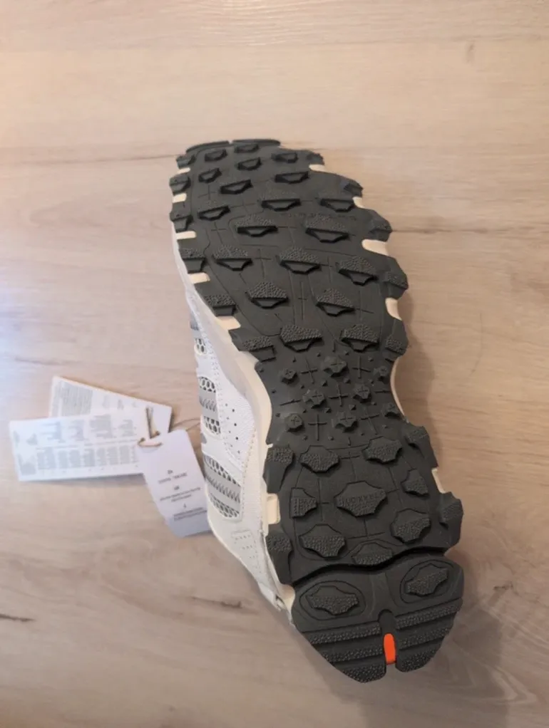 Used Adidas Adventure Hyperturf bike — image 3 of 5