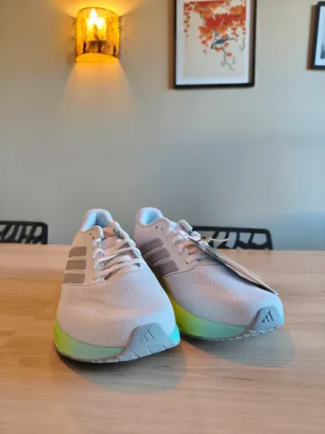 Used Adidas Running Shoes bike — image 7 of 8