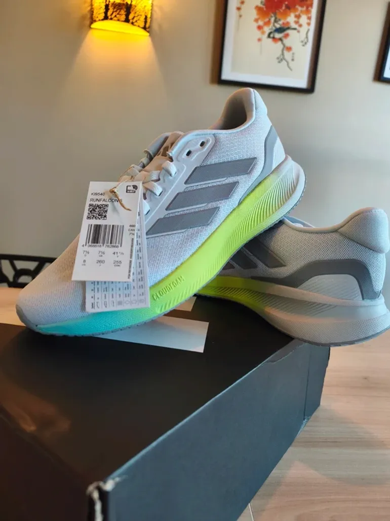 Used Adidas Running Shoes bike — image 3 of 8