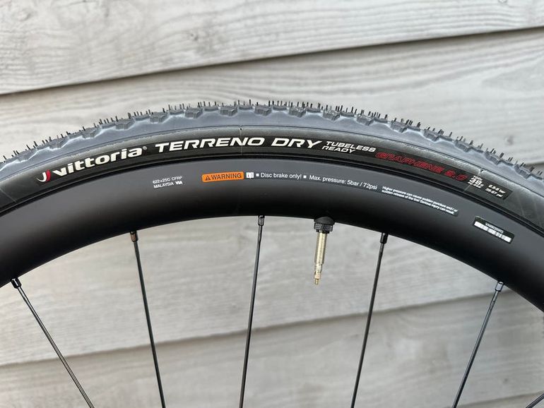 Brugt Shimano WH-RX880 C32 disc 2025 bike — billede 6 af 6