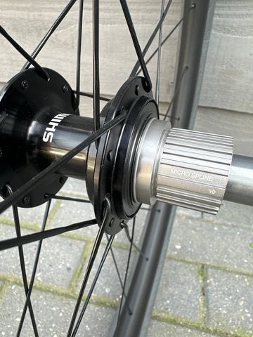 Brugt Shimano WH-RX880 C32 disc 2025 bike — billede 4 af 6