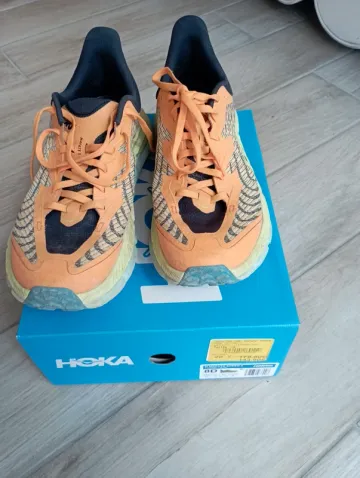 Used Hoka Running Shoes bike — image 6 of 7
