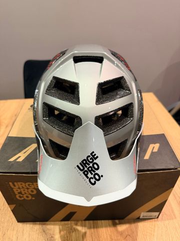 Używany urge All Air Helmet bike — zdjęcie 2 z 4