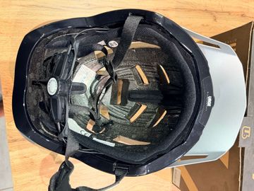 Używany urge All Air Helmet bike — zdjęcie 4 z 4