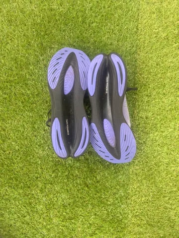 Used New Balance Supercomp Elite V3 bike — image 3 of 5