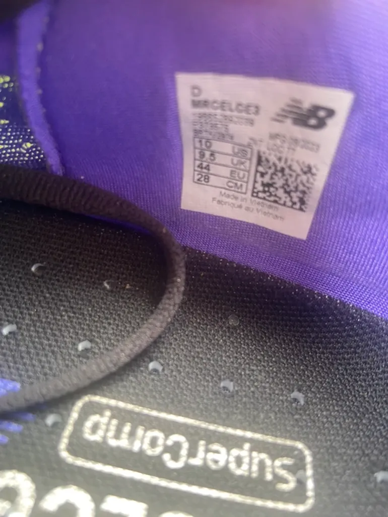 Used New Balance Supercomp Elite V3 bike — image 4 of 5