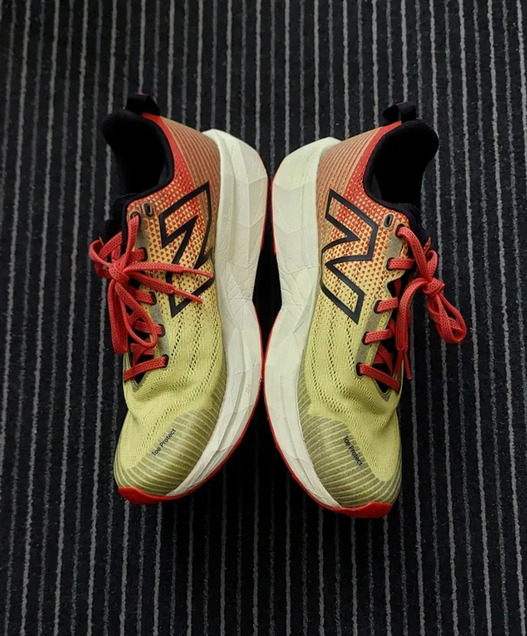 Used New Balance Venym bike — image 3 of 7