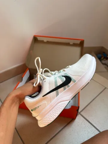 Used Nike Run Swift 2 bike — image 4 of 6