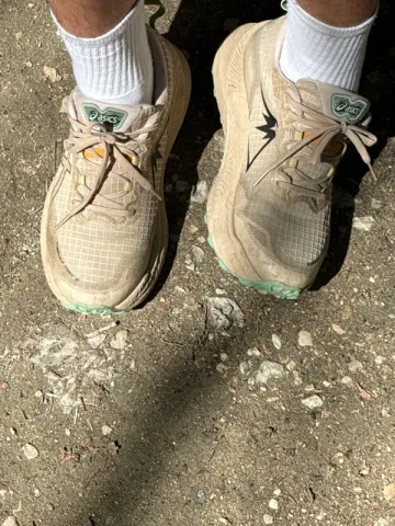 Used Asics Trabuco Max 3 bike — image 3 of 4