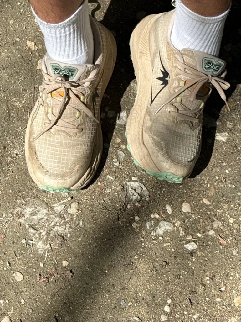 Used Asics Trabuco Max 3 bike — image 3 of 4