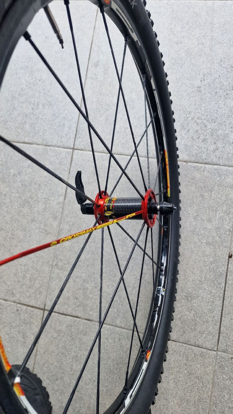 Použité Mavic Crossmax SLR SSC Ceramic Wheels