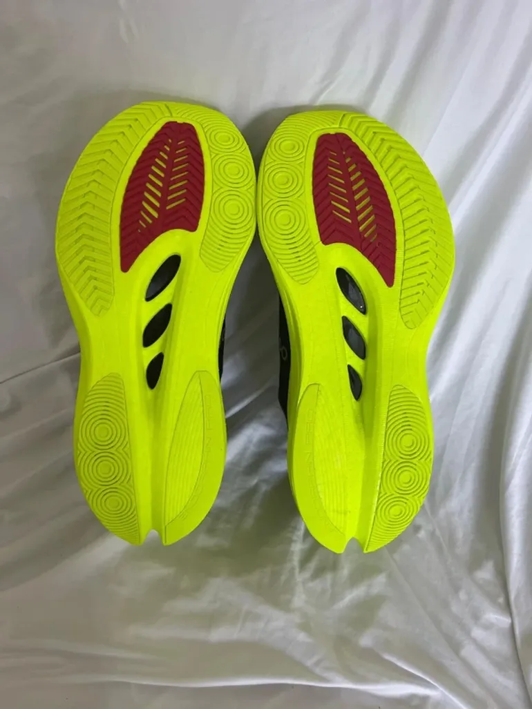 Used Saucony Endorphin Pro 5 bike — image 4 of 4