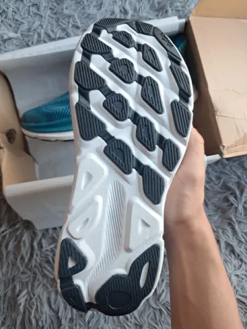 Used Hoka Clifton 9 bike — image 6 of 7