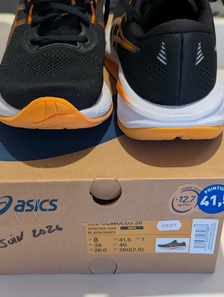 Used Asics Gel Cumulus 28 bike — image 3 of 5
