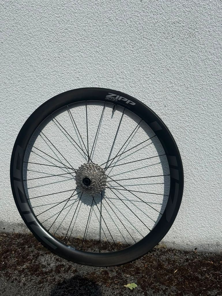 Używany Zipp 303S Wheels bike — zdjęcie 2 z 14