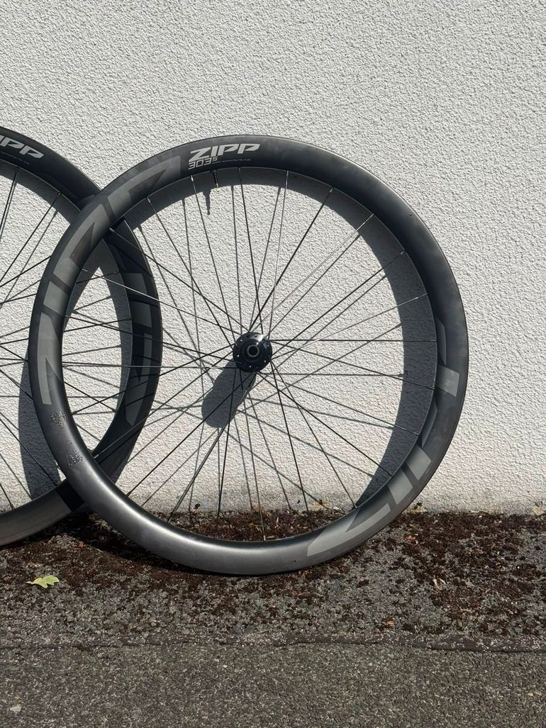Używany Zipp 303S Wheels bike — zdjęcie 8 z 14