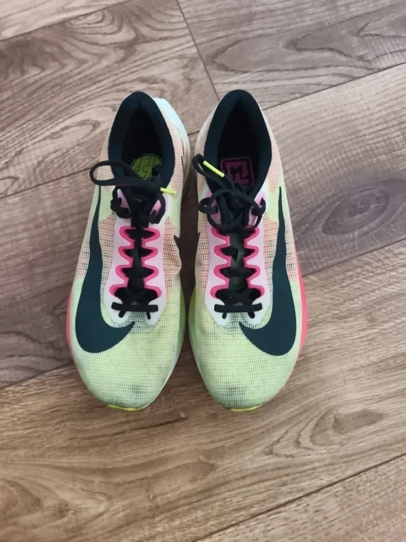 Rose Zoom Fly 5 Running Shoes d'occasion