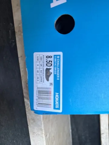 Used Hoka Challenger 8 bike — image 7 of 7