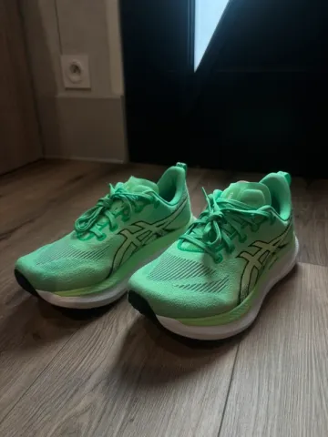 Used Asics GlideRide Max 2 bike — image 1 of 5