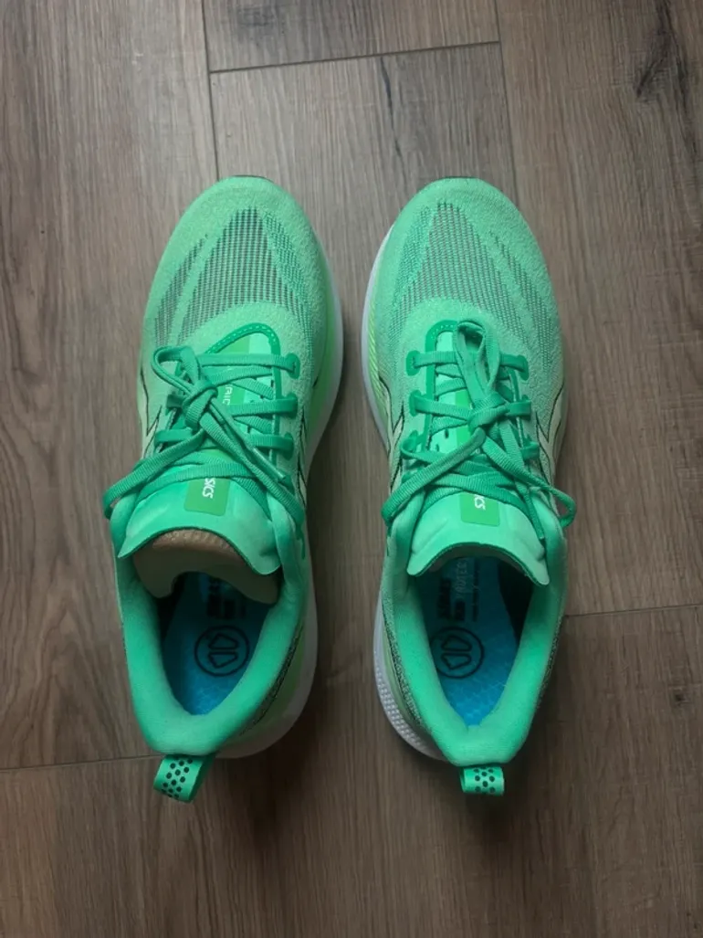 Used Asics GlideRide Max 2 bike — image 2 of 5