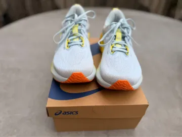 Used Asics Novablast 5 bike — image 5 of 9