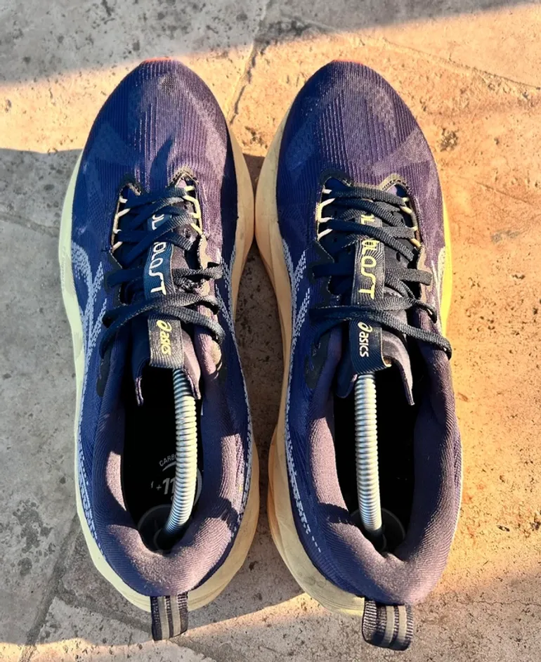 Used Asics Novablast 5 bike — image 4 of 6
