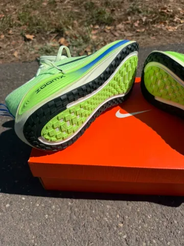 Used Nike Vomero Plus bike — image 6 of 7