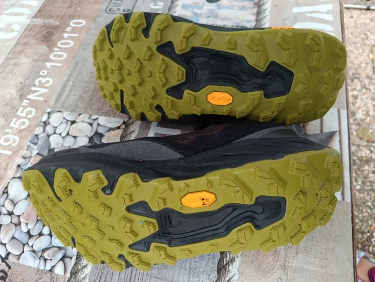 New Balance Hierro bike d'occasion — image 2 sur 8