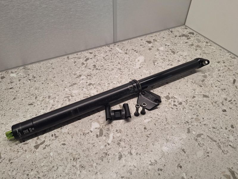 Used Oneup Dropper Post V2 2024 Saddles & Seatposts