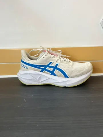 Used Asics Novablast 5 bike — image 7 of 7