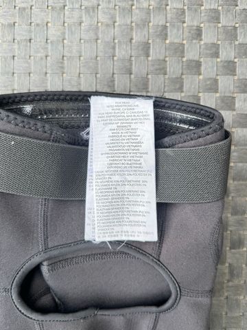 Used Fox Launch Knee Guard bike — image 4 of 6
