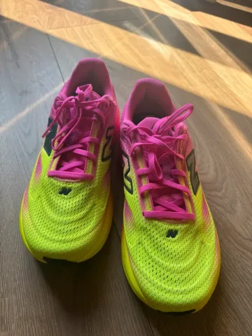 Used New Balance 1080v15 2026 bike — image 3 of 6