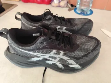 Used Asics Superblast 2 bike — image 2 of 3