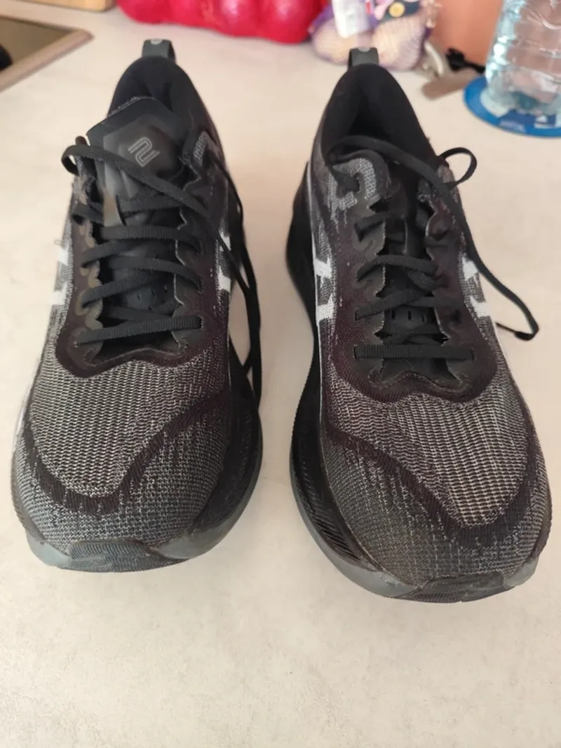 Used Asics Superblast 2 Running Shoes