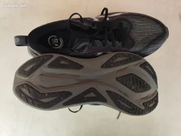 Used Asics Superblast 2 bike — image 3 of 3
