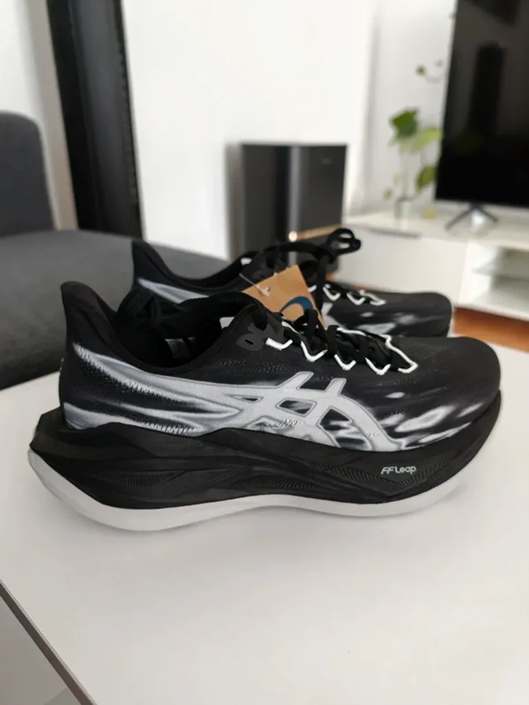 Used Asics Superblast 3 bike — image 2 of 6