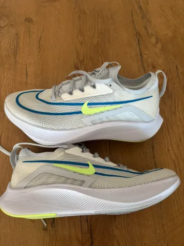 Used Nike Zoom Fly 4 bike — image 1 of 7