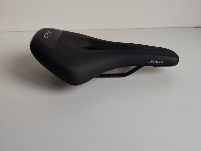 Used Fizik SILLIN TERRA AIDON X3 KIUM 2025 Saddles & Seatposts