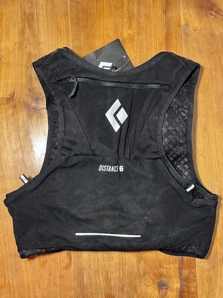 Used Black Diamond Distance 6L bike — image 7 of 10