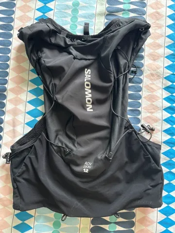 Käytetty Salomon Trail running vest 12L bike — kuva 3 / 3